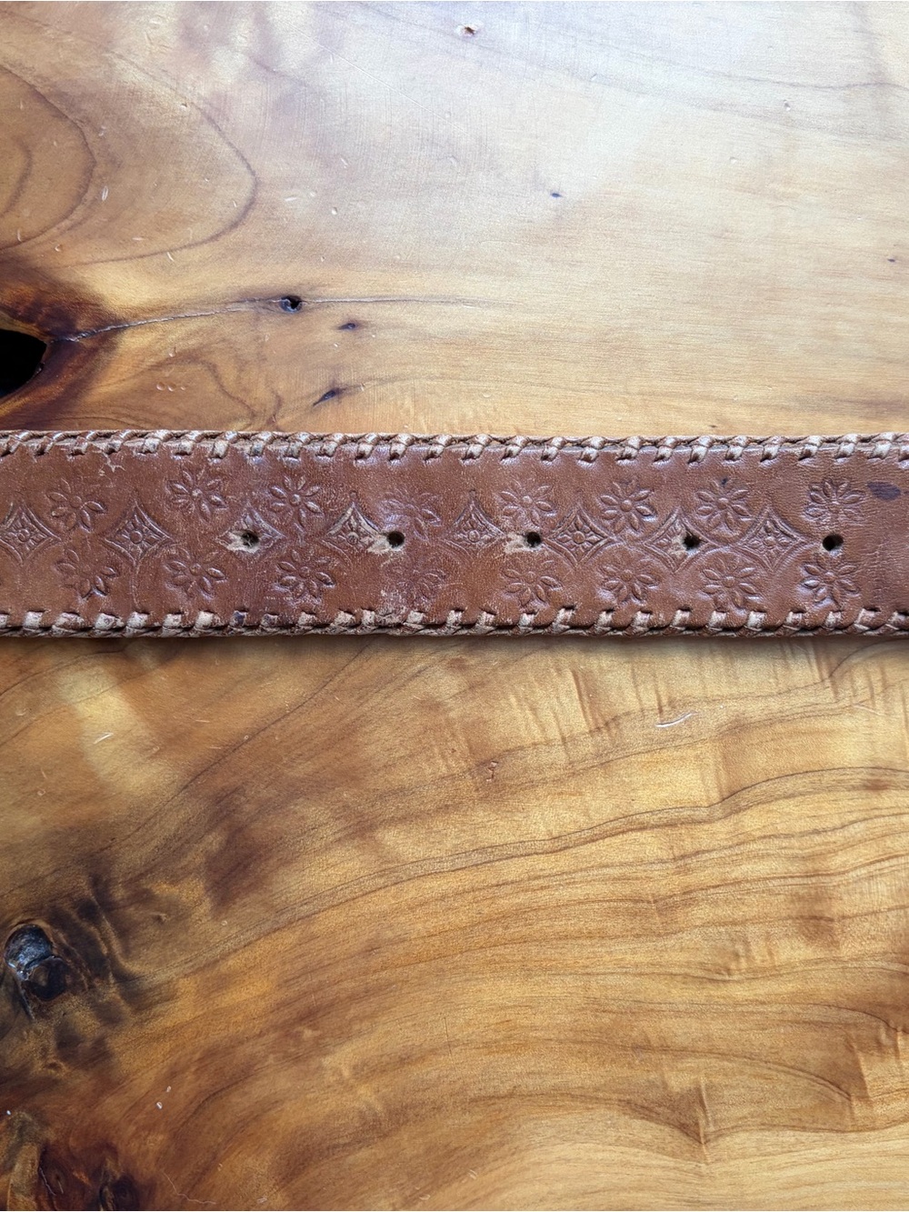 Handcrafted Brown Leather Belt with Multicolor Woven Accent - Picture 6 of 8